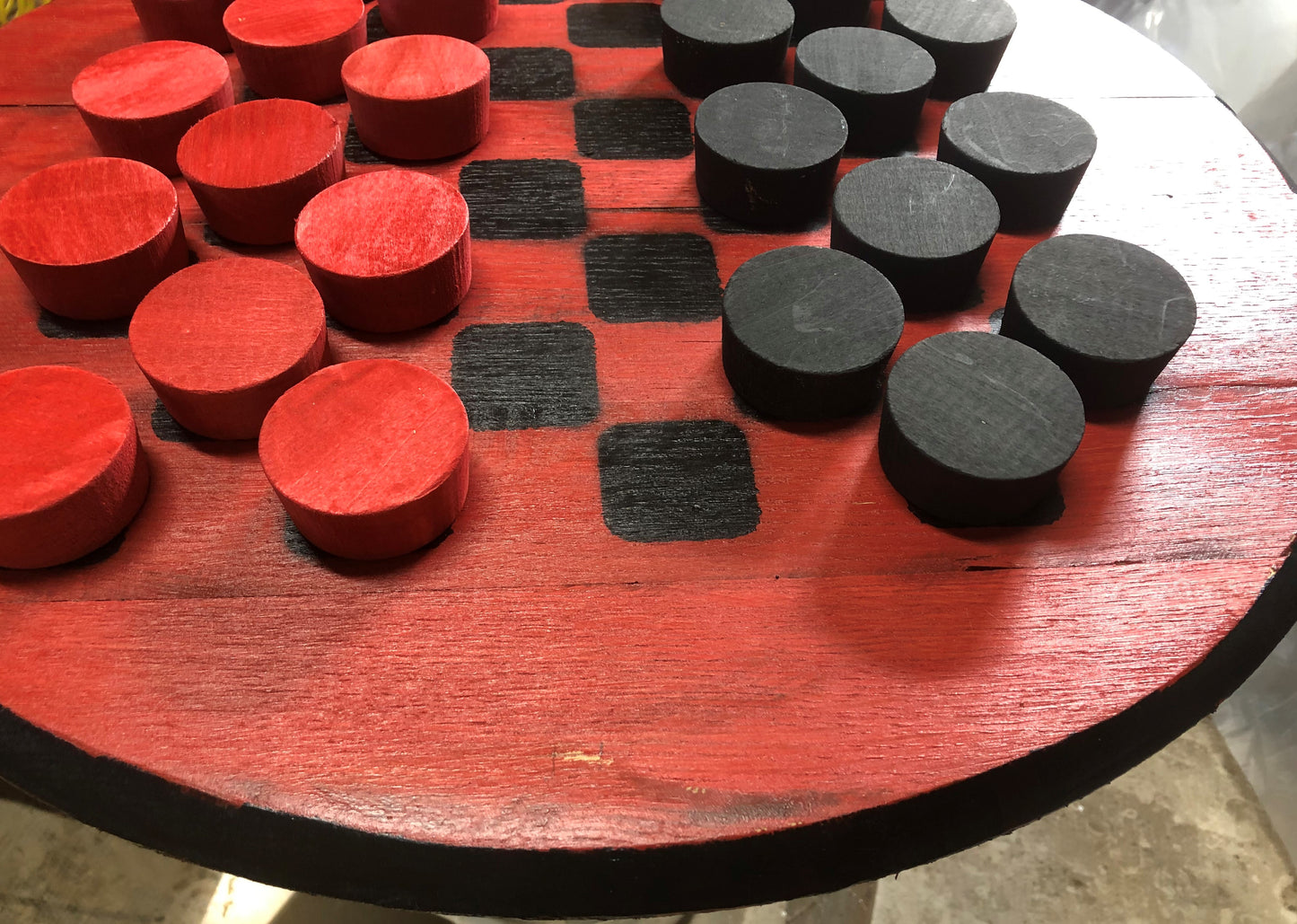 Checkerboard with Bung Checkers