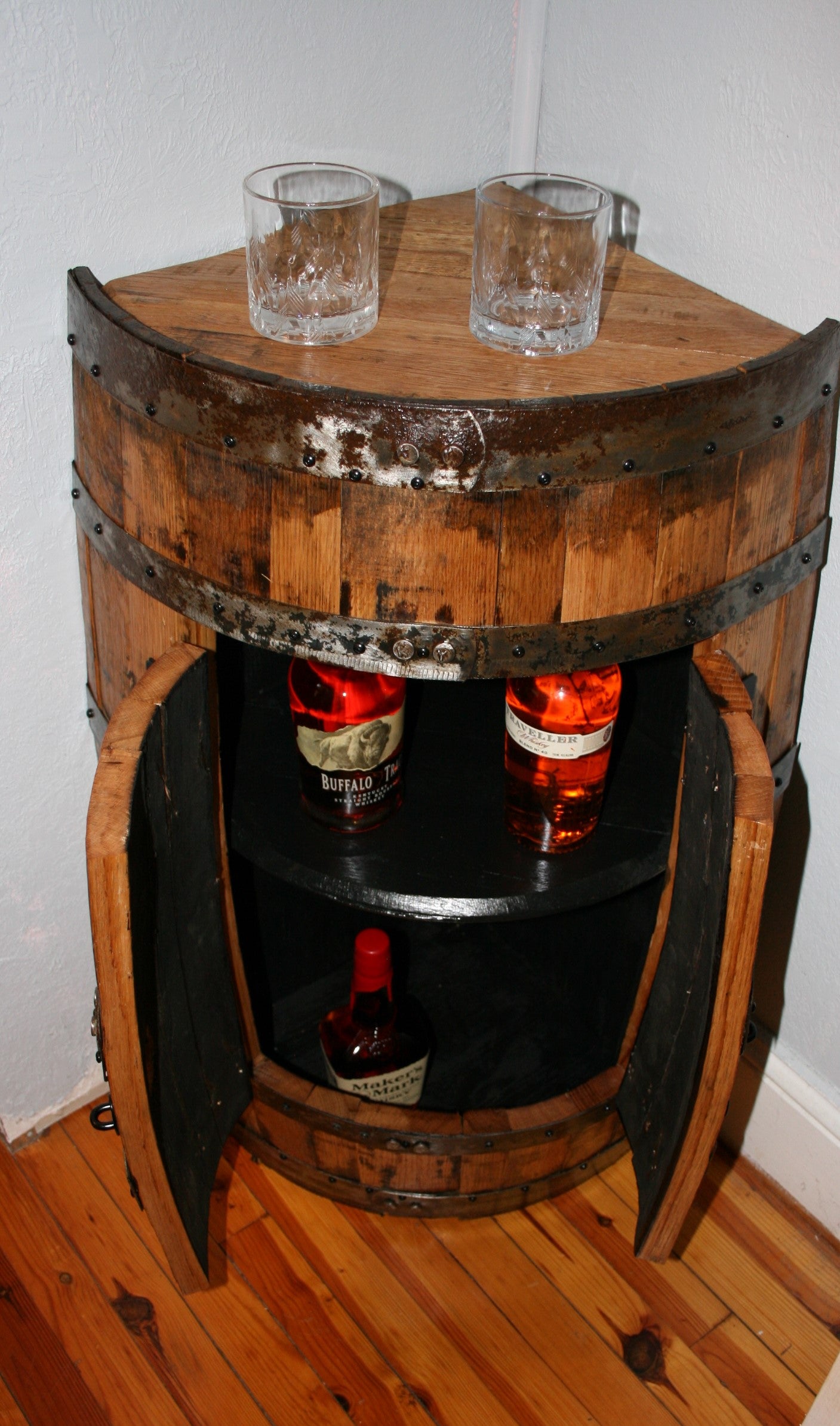 Corner Barrel Bar Double Doors