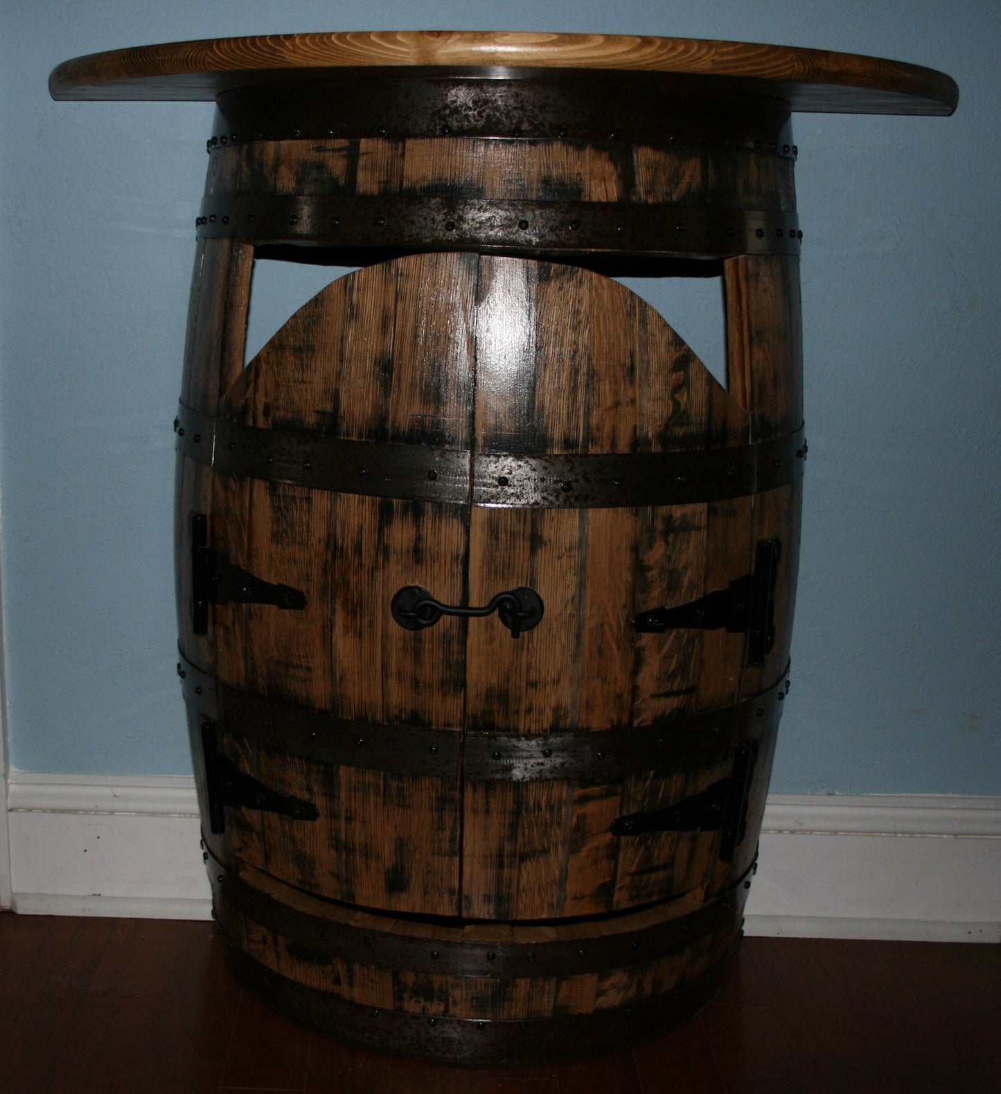 Half Barrel Bar/Table Saloon Doors